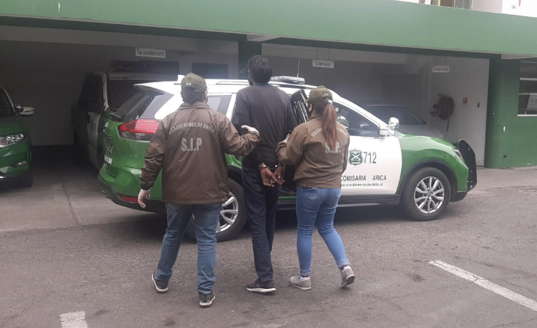 59575813-A7D5-4BD9-B251-5E456DF13A3B