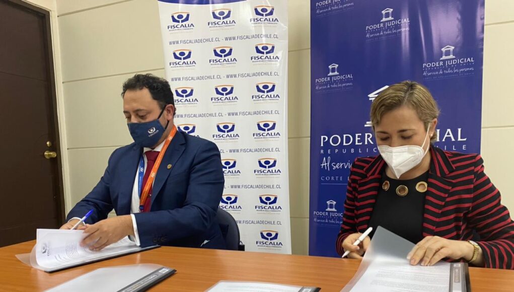 62972F08-CA01-4DB2-8834-F47277B22CD9