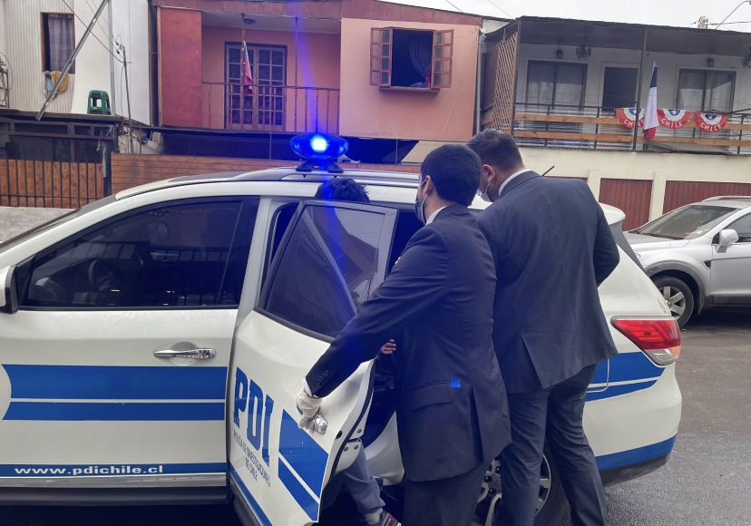 2E261F44-AE54-418C-8DCC-754E0A898F92