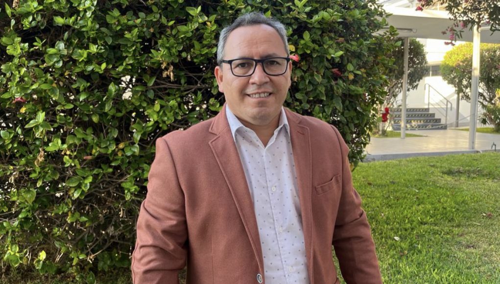 02E4AE73-E116-4067-BA6F-8CFE0A5B928B