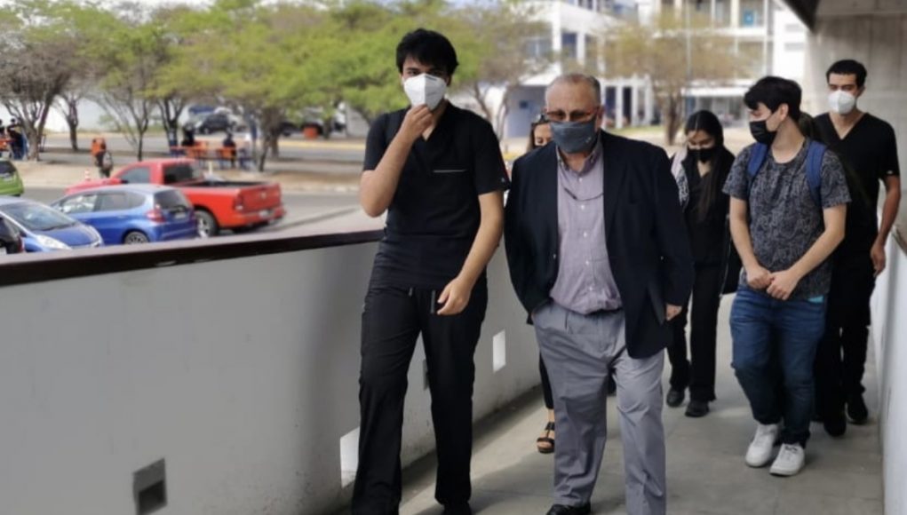 D36A9167-630E-4843-A797-06D1B27E32E8