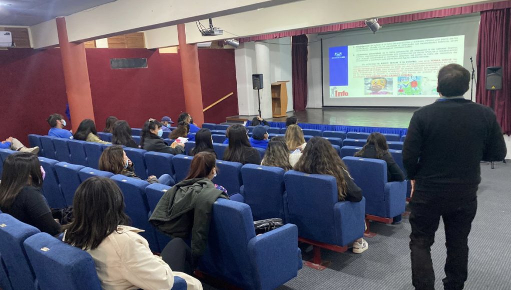 CE9FF30C-C0DA-4468-B2CB-1ECA5C6D39A7