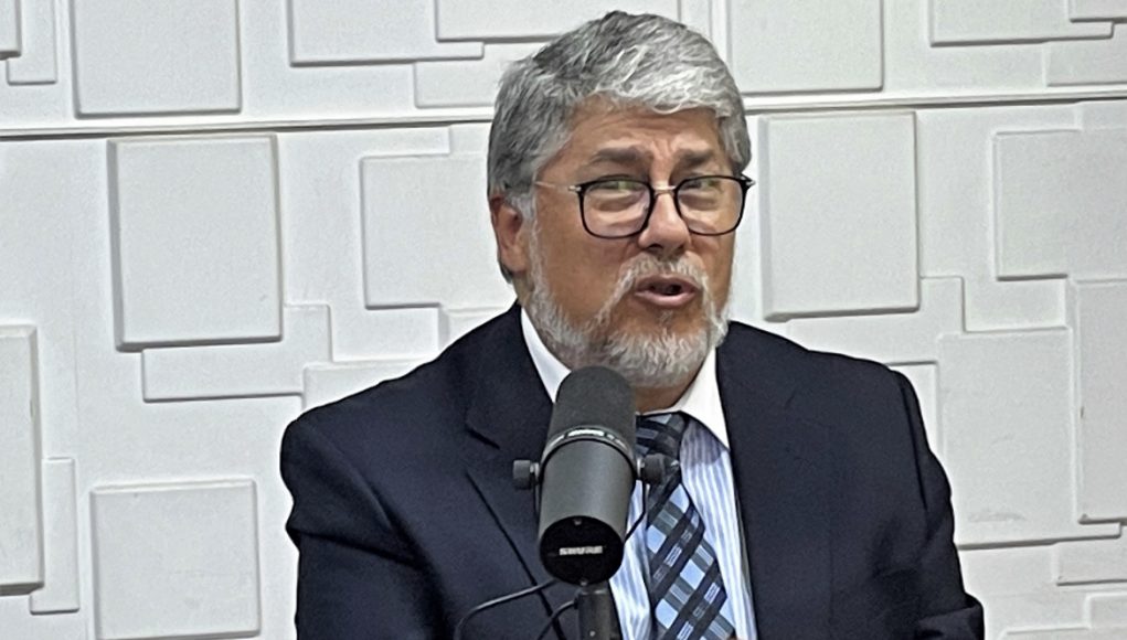 6F81A547-A08D-432B-9ADD-C288B529623E