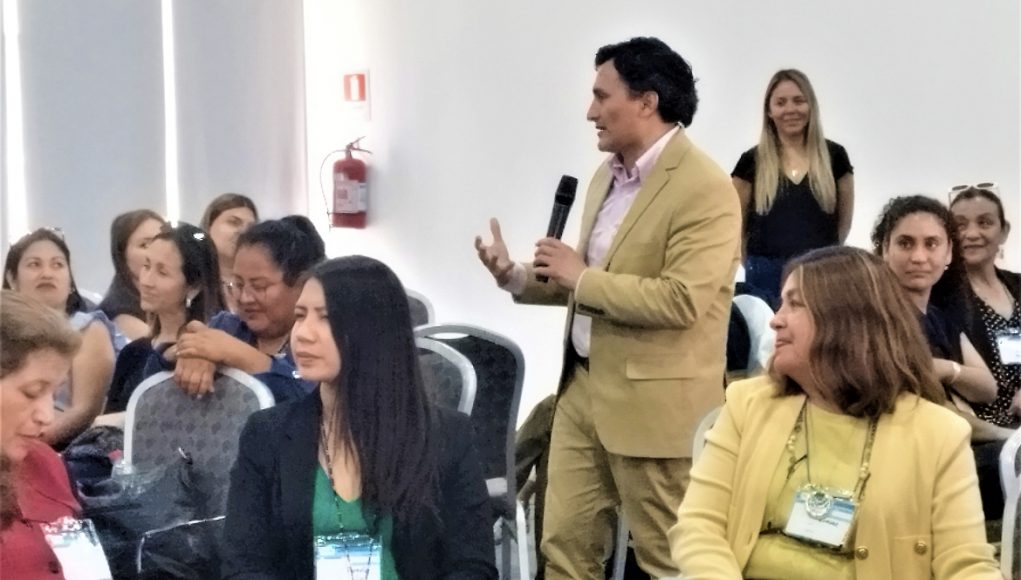 825B118F-3ABE-48D0-8EA9-2F53E242B28C