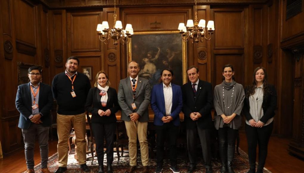 D90A2D1A-7D57-49C1-A21A-091B62EF5508