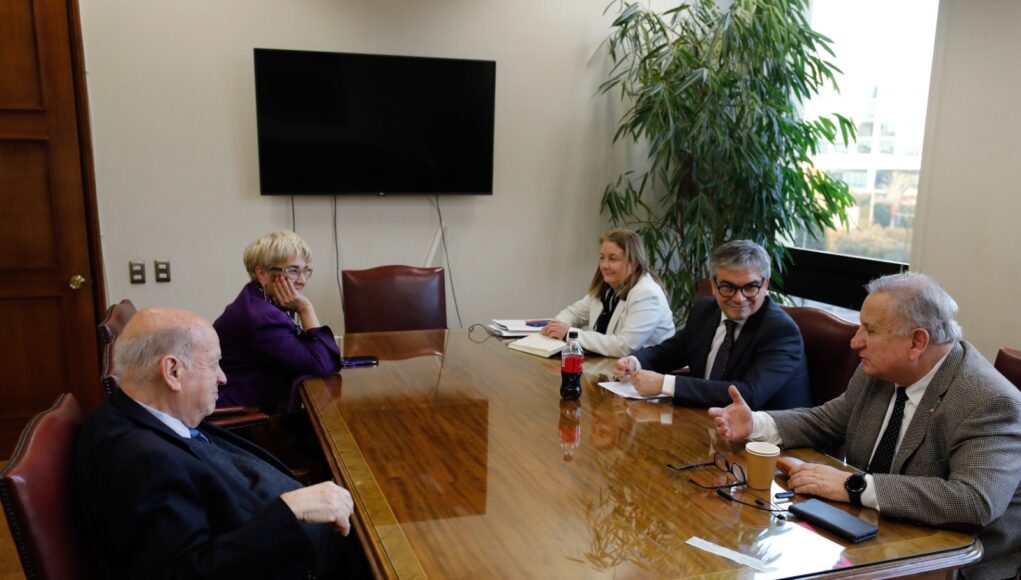 b496dba1-a76b-455b-9c63-6bc362e99bd9