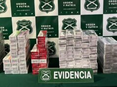 Carabineros del OS7 Arica detuvo a conductor y auxiliar de un bus por contrabando de cigarrillos