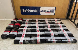 Fiscalizadores de Aduanas detectan más de 32 kilos de cocaína y ketamina ocultos en camión en Chacalluta