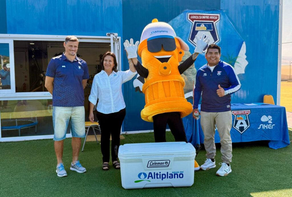 Aguas del Altiplano renueva su compromiso con San Marcos de Arica y el futbol regional