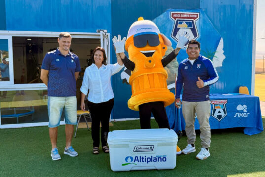 Aguas del Altiplano renueva su compromiso con San Marcos de Arica y el futbol regional