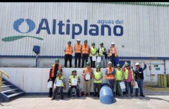 Dirigentes vecinales visitan Planta de Lluta en el Día Mundial del Agua