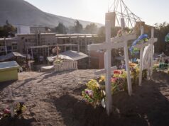 Nunca es tarde: Concejo y municipio acuerdan remodelar cementerio de Azapa