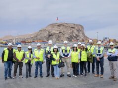 Empresarios de Oruro conocieron operación del Puerto de Arica y destacan avances de cadena logística