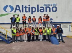Futuros ingenieros comerciales conocieron operación de Planta Lluta