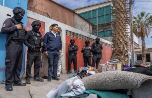 Tras 7 años de ocupación ilegal, familia ariqueña recupera su hogar en operativo de seguridad