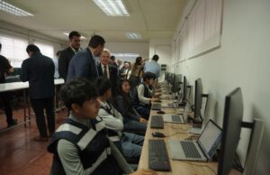 Estudiantes de Arica diseñarán soluciones solares y de eficiencia energética graciasnueva sala tecnológica CChC