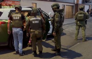 Carabineros detuvo a imputado por robo en lugar habitado y a dos mujeres por receptacion e infracción a ley de drogas en Arica